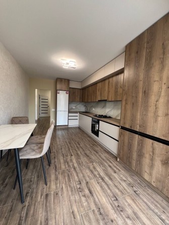 Оренда 2 км квартири в центрі міста - фото 1