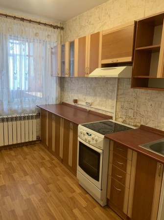 Сдам 1 ком. квартиру в районе центра ! - фото 1