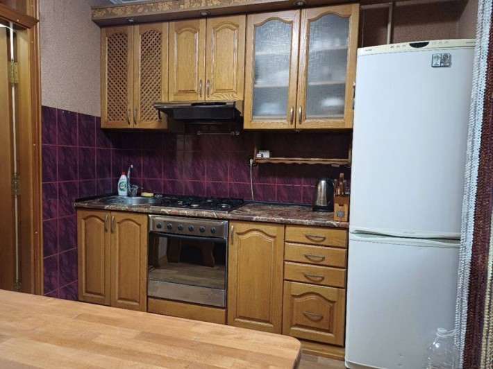 Здам ПРОСТОРУ 3х чешку, ЩЕРБАНЮКА-ДОСТАЄВСЬКОГО, ВСЕ необхідне, вільна - фото 1