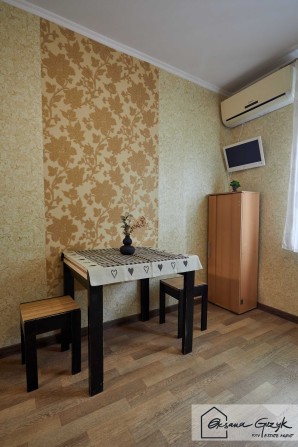 Оренда 1к. квартири ДВРЗ - вул.Лазо 6 (колишня вул. інженера Бородіна) - фото 1