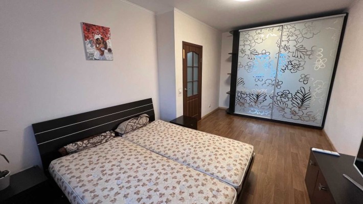Здам довгостроково 1 кім кв  ЖК Патріотика, вул. С. Русовой 7г. - фото 1