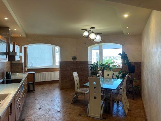 Оренда чудової 3 кімн. квартири Тихий центр Черкассы