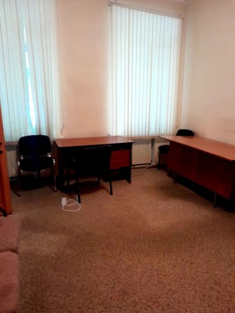 Эксклюзив. Сдам 3х.ком.квартиру в самом центре. 100м2. 1/3. - фото 1