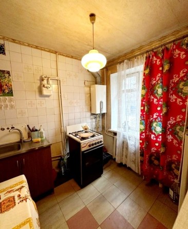 Сдам 1ком в Нагорном районе центр ул.Героев Крут - фото 1