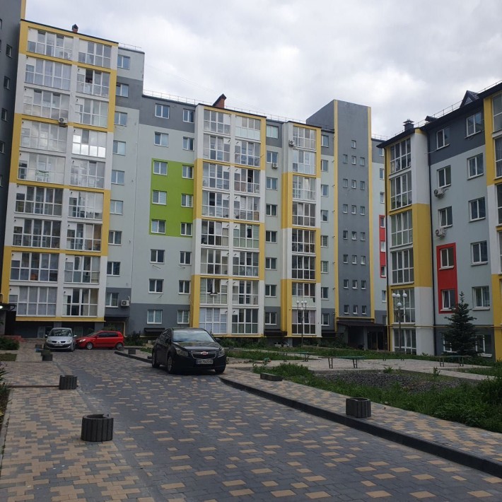 Здам в оренду 2 кімнатну квартиру. Можна з улюбленцем ..

15 000 грн. - фото 1