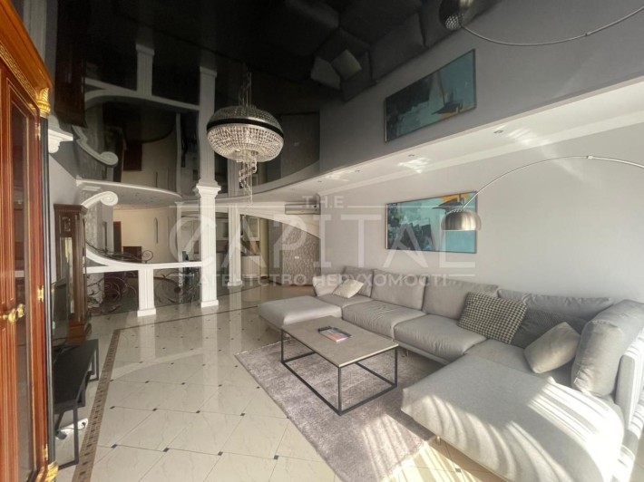Аренда 3к квартиры,ул. Старонаводницкая, Печерск - фото 1