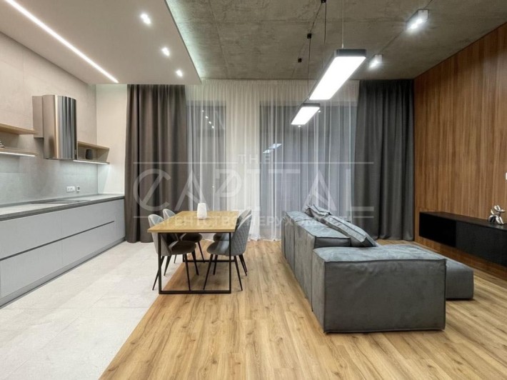 Аренда дизайнерской квартиры в ЖК Crystal Park Кристал Парк, 95m2 - фото 1