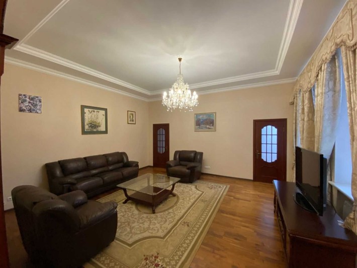 Здам - 3-кім.кв  Хрещатик вул. (Kreschatic), 15 - фото 1