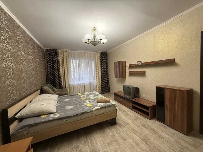 Сдам в долгосрочную аренду 1*к квартиру - фото 1