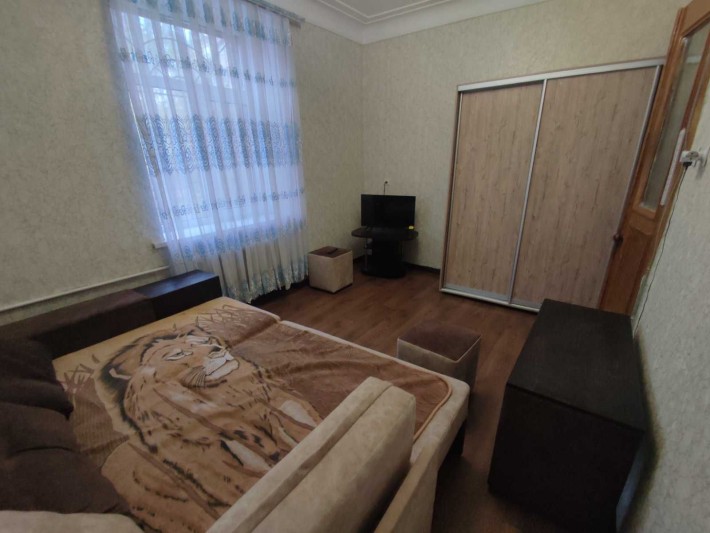 Сдается 1 к. квартира по ул. Жуковского, площадь Свободы, р-н ЗНУ - фото 1