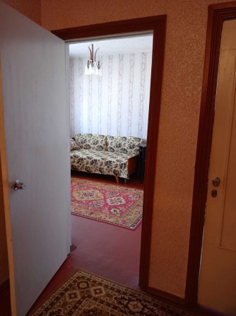 Сдам 2 комнаты в 3-х комнатной квартире .Метро "Холодная Гора!. - фото 1