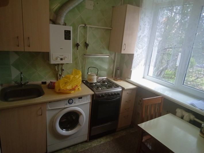 Сдаю 2к/кв Лески ( Крылова) 3/5 мебель,техника 5000 - фото 1