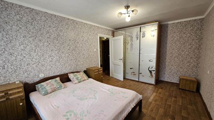 Слам 1 ком квартиру на ул.Затонского/Добровольского - фото 1
