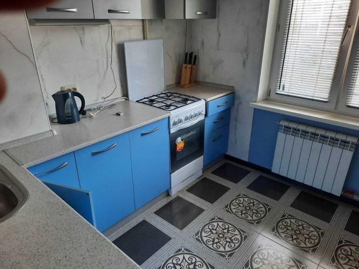 Сдам 1 ком.квартиру  Балковская /Приморский  суд,7/9 эт  с ремонтом - фото 1