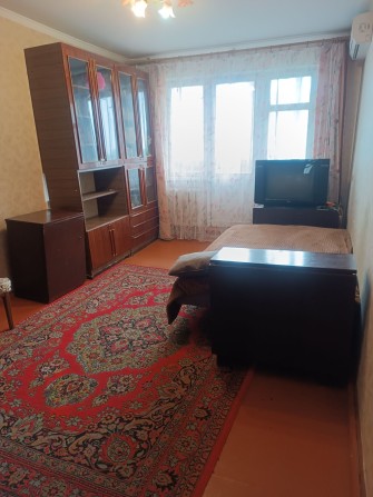 Сдам 2 комн квартиру в районе Коммунального рынка, круг троллейбуса - фото 1