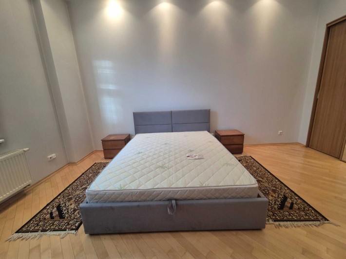 Оренда 3-х кімнатної квартири вул. Коцюбинського - фото 1