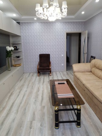 Сдам в аренду долгосрочно 146кв.м. 5комнота+гостевая+кухня - фото 1