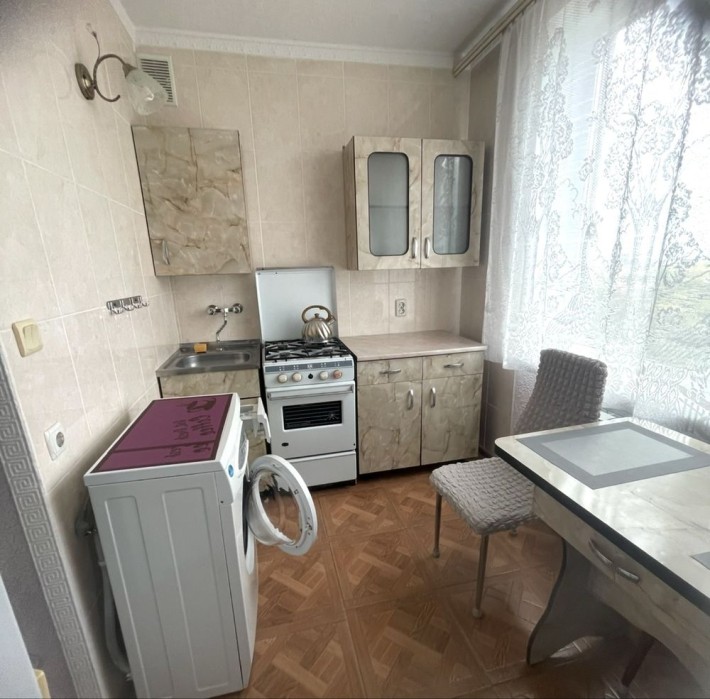 Сдам 1 к квартиру ,метро Дворец Спорта ,парк Юрьева . - фото 1