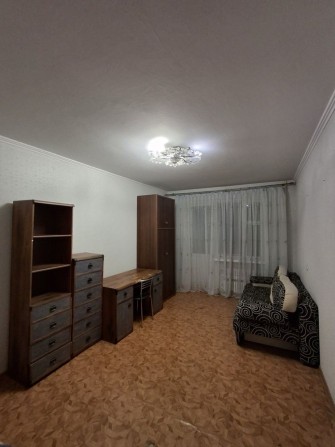Оренда кімнати в 3-х кімнатній квартирі - фото 1