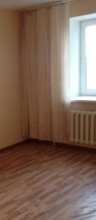 Здаеться кімната в гуртожитку.Ціна вже з платежами - фото 1