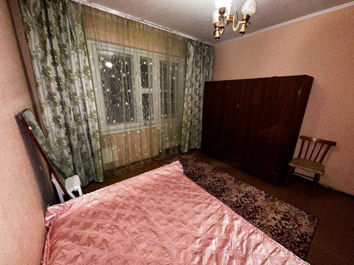 Сдам комнату  для 1-2 человек  метро Харьковская, Позняки пешком. - фото 1