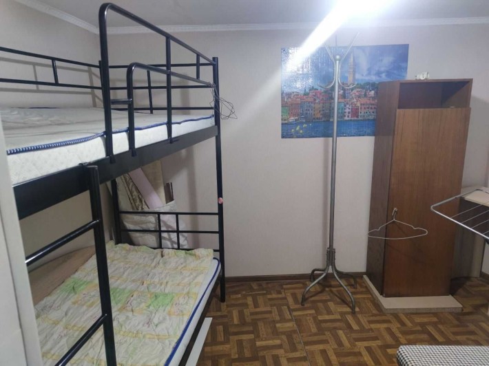 Здається довгостроково кімната в двокімнатному будиночку в районі МАУП - фото 1