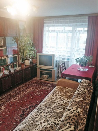Підселення в квартиру для дівчини вул. Наукова - Пулюя - В. Великого - фото 1