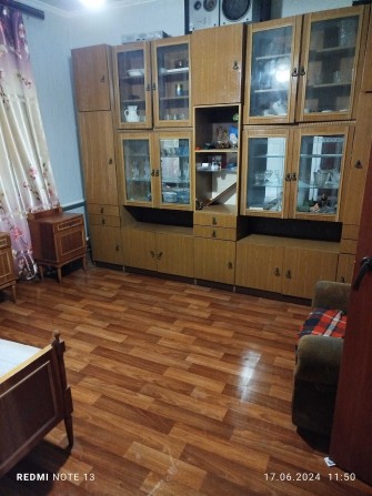 Сдам 3 комнатный дом район Новоселовки - фото 1