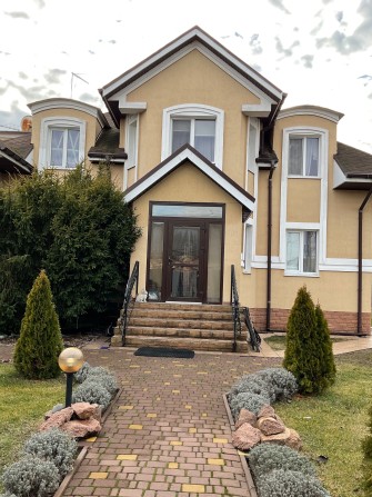 Оренда комфортного будинку 260 м2. - фото 1
