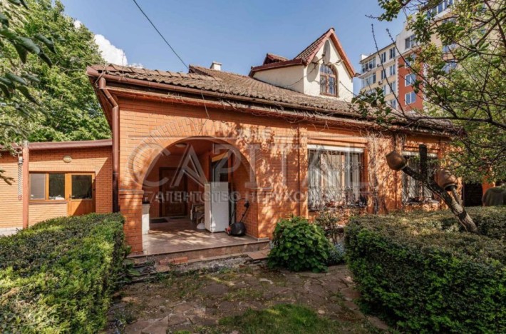 Будинок оренда серед багатоповерхівок Вишневе - фото 1