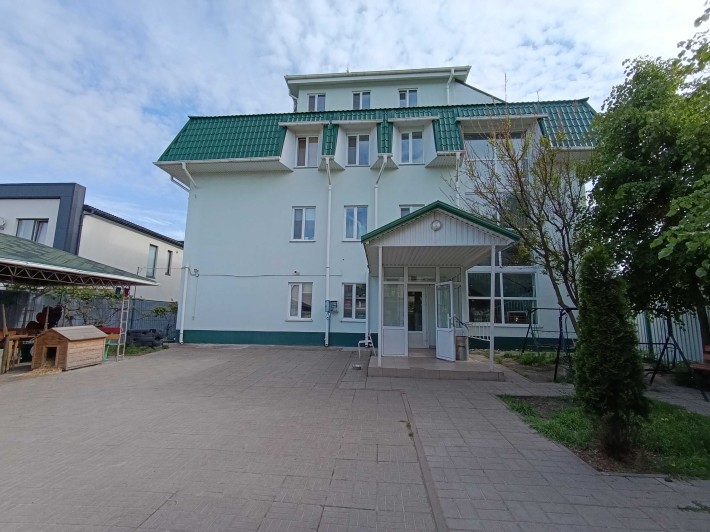 Аренда дома м. Осокорки под IT, пансионат, клинику, офис 18 комнат - фото 1