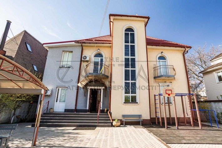 Оренда будинку 600м2 під офіс/пансіонат/школу/садок метро Славутич 4хв - фото 1