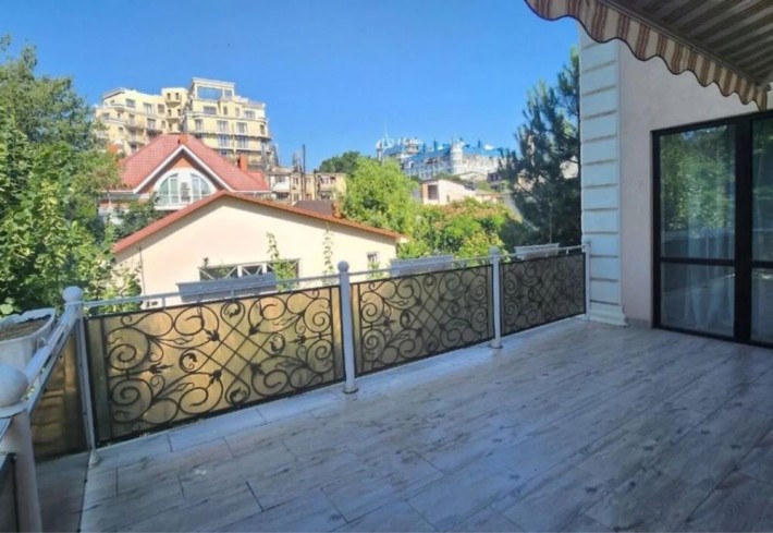 Сдам дом Бассейн Отрада ул Французский бульвар Ланжерон нп лето 4000$ - фото 1