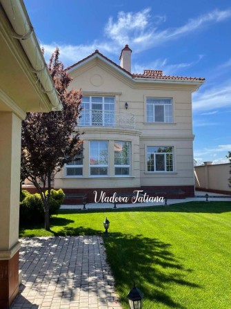 Аренда ДОМА в Совиньоне,  10 сот, 350м², 4 спальни - фото 1