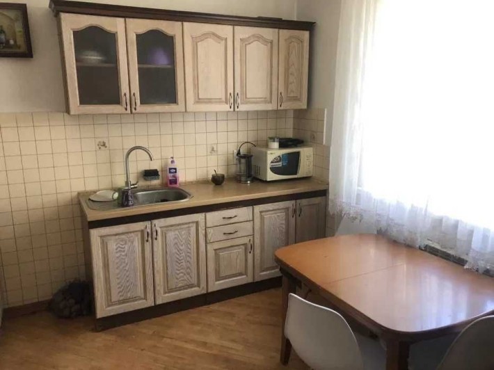 Пропозиція оренди 6 кім будинку в Брюховичах - фото 1