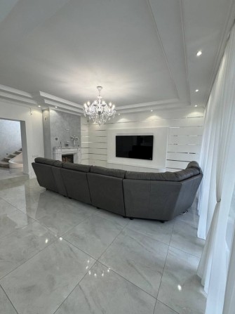 Аренда! Совиньон 2! Дом с бассейном! 2000€ длительно - фото 1