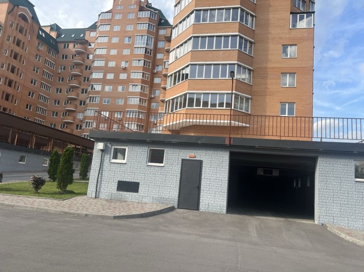 Здам паркомісце в закритому паркінгу. Вокзальна - фото 1