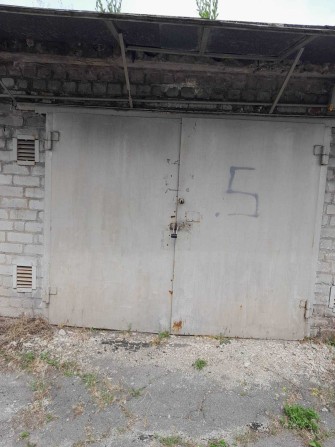 Сдам гараж. ул. Украинская. р-н Хлебозавода. Охрана. - фото 1