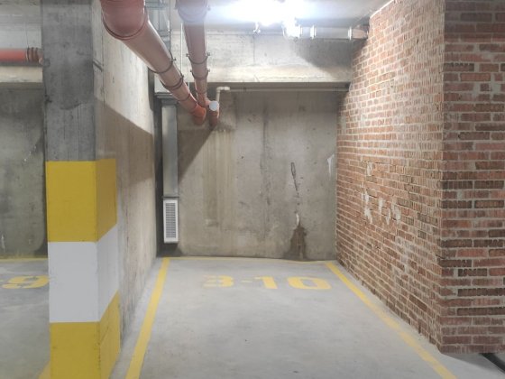 Оренда паркомісця Львов