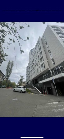 Оренда паркомісця центр Києва Печерськ, Лейпцизька 13а - фото 1