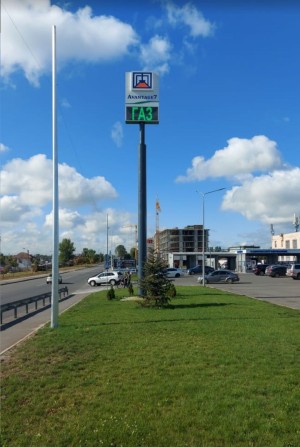 Сдам парко место на стоянке. Троещина. - фото 1