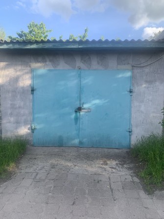 Продам гараж! Район центрального ринку, смотрова яма. - фото 1