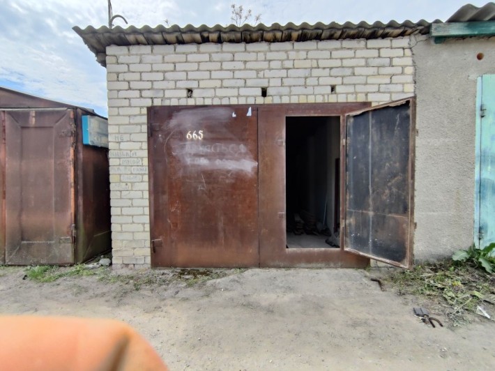 Капітальний гараж,з силікатної цегли - фото 1