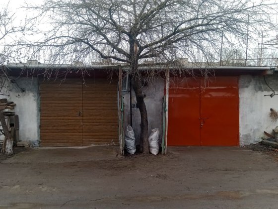 Продам 2 сумісних гаражі Старокостянтинів