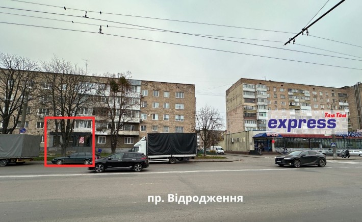 Оренда фасадного приміщення по пр. Відродження - фото 1