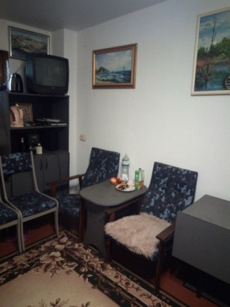 Продам гараж з кімнатою (всі зручності) недалеко від Акваарени - фото 1