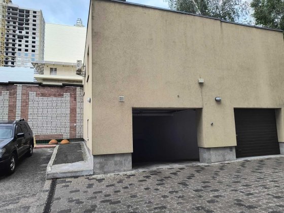 Пропонуємо до продажу підземний гараж по в центрі вулиці Гоголя Черкаси
