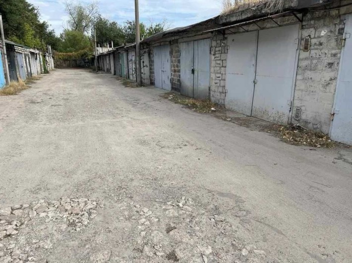 Продам капитальный гараж в гаражном кооперативе - фото 1
