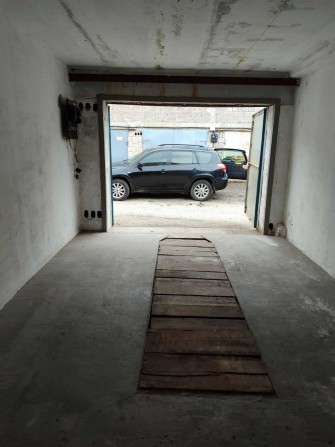 Продам капитальный гараж в ГК Каштан на Осенней - фото 1