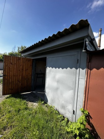 Продам чудовий Гараж АВТОКООПЕРАТИВ "БОГАТЫРСКИЙ" вул.Лугова 16 - фото 1